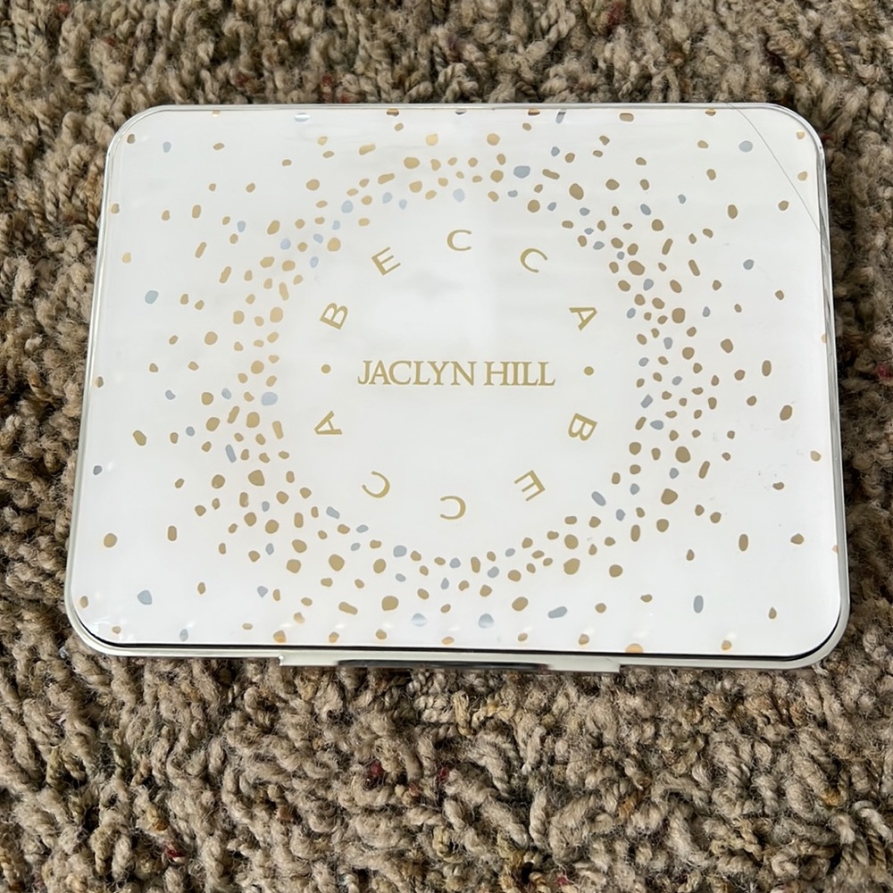 Becca x Jaclyn Hill face pallet